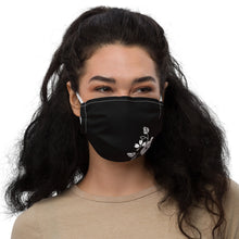 Load image into Gallery viewer, I'm Pretty Premium face mask -Black & White